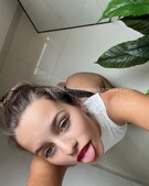 Анкета проститутки Влада - метро Строгино, возраст - 24